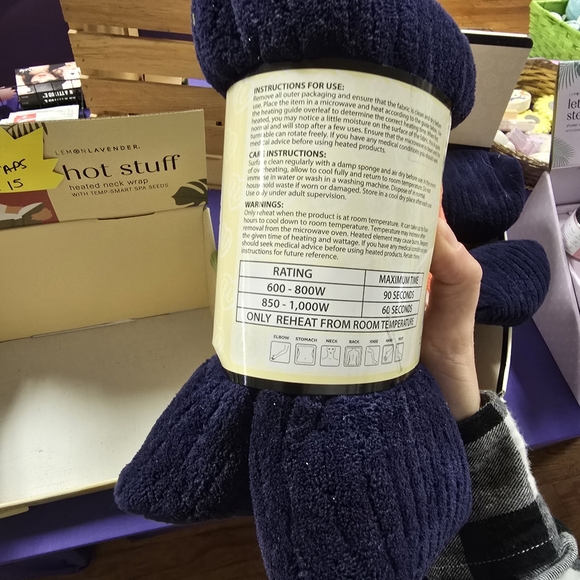 Lavender Scented Weighted microwavable neck wrap - Picture 2 of 3